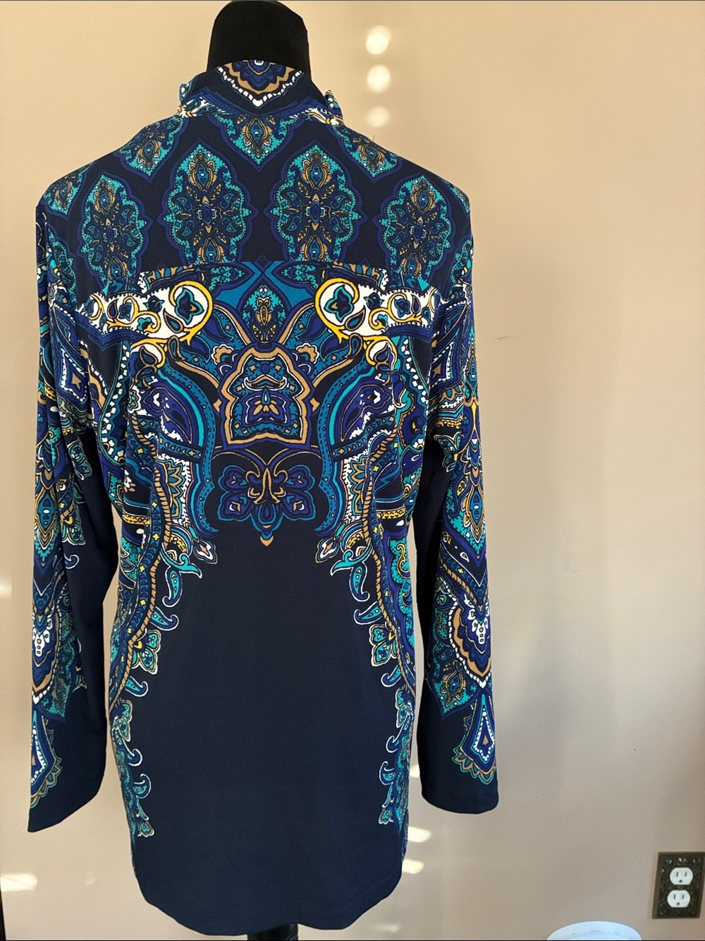 Tunic - Picture 3 of 4